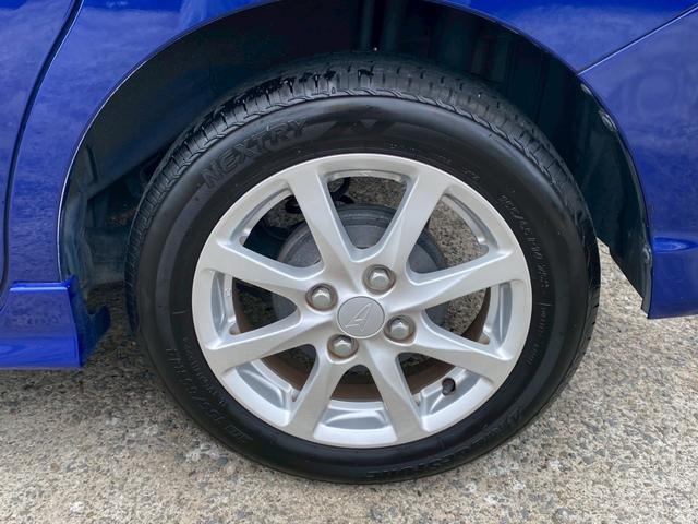 タント カスタムX ユーザー買取車 ストラーダSDナビ フルセグ ETC スマートキー LEDヘッド 左パワスラ 革調シートカバー 外レーダー探知機 オートライト 純正AW 取説 保証書 ドラレコ マット バイザー(24枚目)