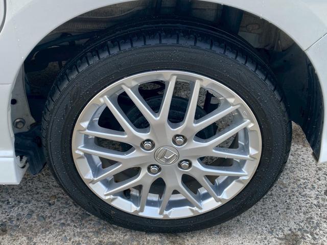 N-BOXカスタム Lターボ ユーザー買取車 ワンオーナー ギャザーズナビ Bカメラ ETC 前後ドラレコ 両側パワスラ ホンダセンシング USBポート スマートキー2個 ハーフレザーシート サイドバイザー マット 取説&保証書(19枚目)