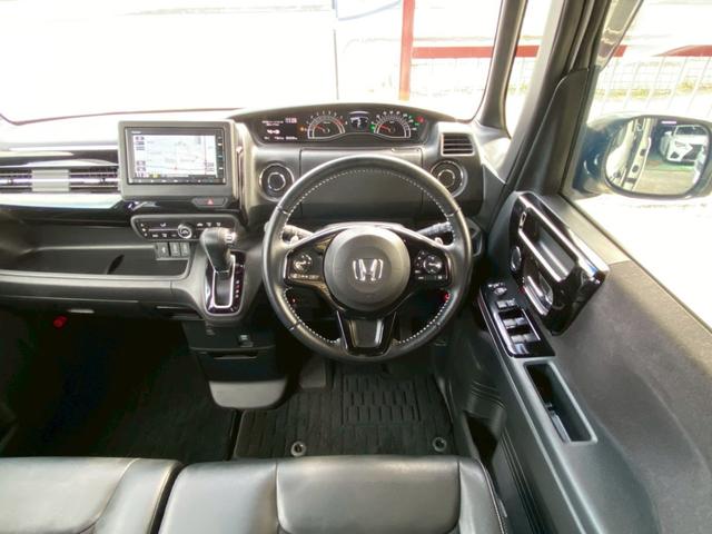 N-BOXカスタム Lターボ ユーザー買取車 ワンオーナー ギャザーズナビ Bカメラ ETC 前後ドラレコ 両側パワスラ ホンダセンシング USBポート スマートキー2個 ハーフレザーシート サイドバイザー マット 取説&保証書(31枚目)