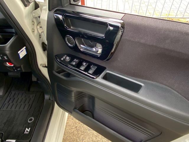 N-BOXカスタム Lターボ ユーザー買取車 ワンオーナー ギャザーズナビ Bカメラ ETC 前後ドラレコ 両側パワスラ ホンダセンシング USBポート スマートキー2個 ハーフレザーシート サイドバイザー マット 取説&保証書(46枚目)