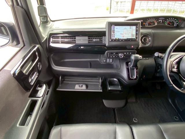 N-BOXカスタム Lターボ ユーザー買取車 ワンオーナー ギャザーズナビ Bカメラ ETC 前後ドラレコ 両側パワスラ ホンダセンシング USBポート スマートキー2個 ハーフレザーシート サイドバイザー マット 取説&保証書(53枚目)