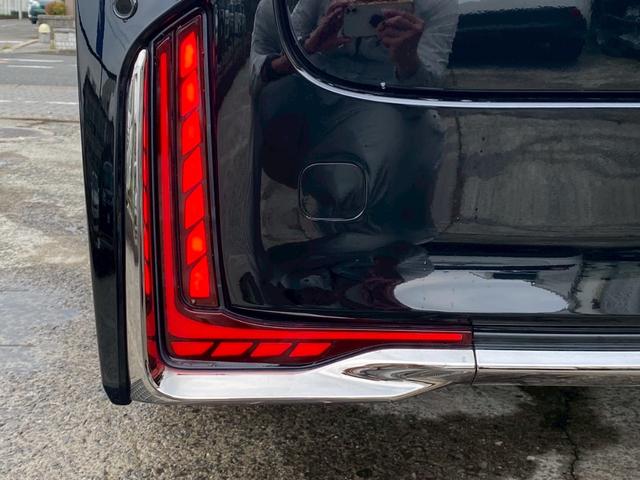 ヴェルファイアハイブリッド Z プレミア ワンオーナー 禁煙車 4WD サンセットブラウン内装 純正14型ナビ デジタルインナーミラー 左右独立ムーンルーフ パノラミックビューカメラ HUD パワーバックドア 両側電動スライド ETC2.0(12枚目)