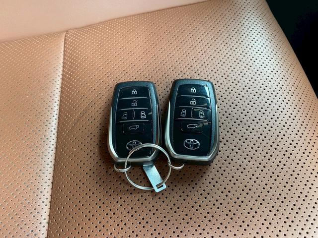 ヴェルファイアハイブリッド Z プレミア ワンオーナー 禁煙車 4WD サンセットブラウン内装 純正14型ナビ デジタルインナーミラー 左右独立ムーンルーフ パノラミックビューカメラ HUD パワーバックドア 両側電動スライド ETC2.0(72枚目)