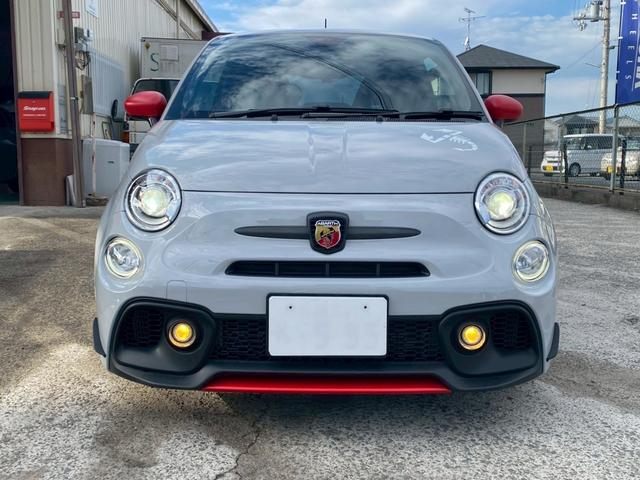 ご覧いただきありがとうございます。とても綺麗なアバルト５９５エッセエッセが入庫しました。限定６０台！！サベルト製スポーツシート　アクラボビッチマフラー　ブレンボキャリパー