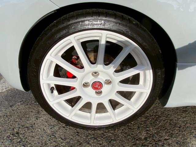 車両の状態も良く、内外装共にとても綺麗で自信を持ってお勧めできる１台ですので、ぜひご来店の上、程度などご確認下さい。遠方のお客様大歓迎です。是非この機会に！！