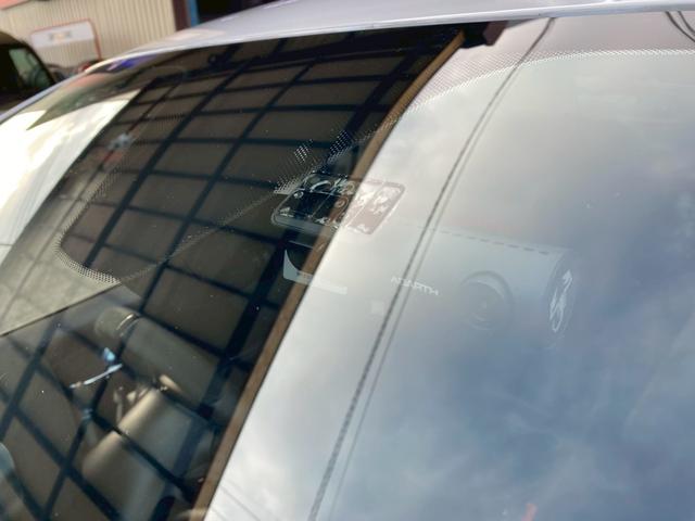 当店では高品質で綺麗なお車を在庫しています。新車のコンプリート製作はもちろん、中古車探しからこだわりの一台を親身になってお作りします。カスタマイズスタイルやクオリティ技術力には自信があります。