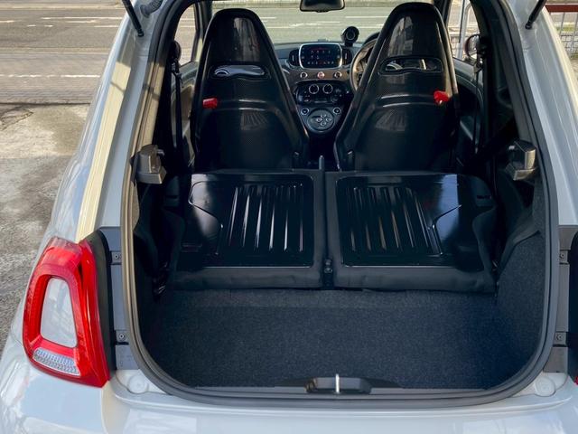 ボディコーティング、ナビやドラレコなどの電装関係やカーフィルム施工など業者を使わずご満足頂ける価格を提示致します。