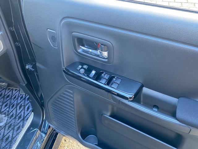 スペーシアカスタム ハイブリッドＸＳターボ　ユーザー買取　ワンオーナー　純正８インチナビ　フルセグ　全方位モニター用カメラパッケージ　コムテック製ミラー型ドラレコ　ＥＴＣ　両側パワースライドドア　ＨＵＤ　ＬＥＤヘッド　ハーフレザー　パドルシフト（50枚目）