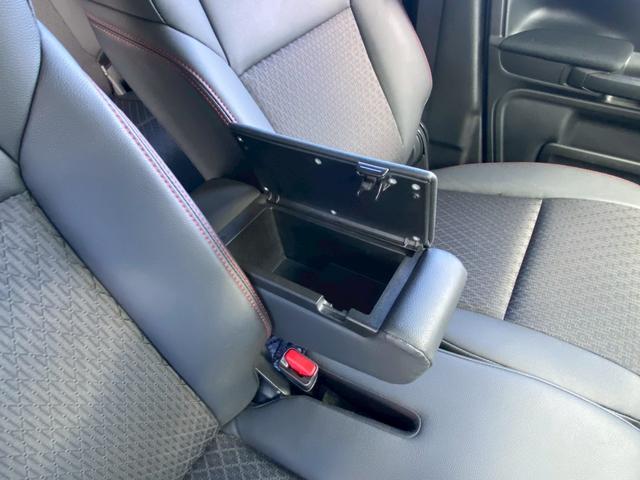 スペーシアカスタム ハイブリッドＸＳターボ　ユーザー買取　ワンオーナー　純正８インチナビ　フルセグ　全方位モニター用カメラパッケージ　コムテック製ミラー型ドラレコ　ＥＴＣ　両側パワースライドドア　ＨＵＤ　ＬＥＤヘッド　ハーフレザー　パドルシフト（53枚目）