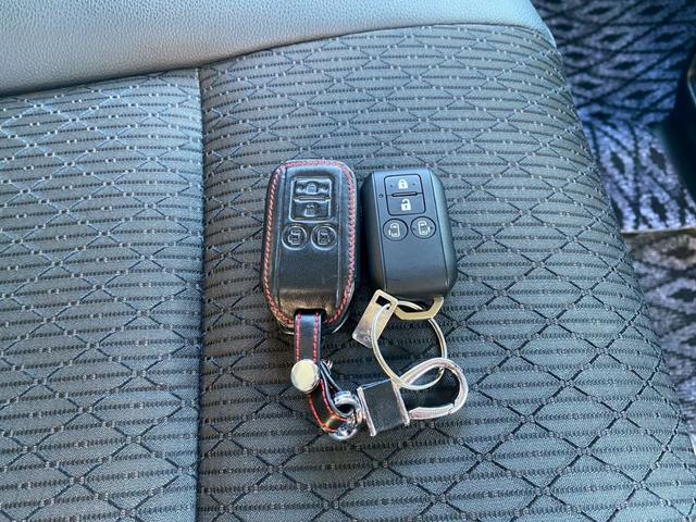 スペーシアカスタム ハイブリッドＸＳターボ　ユーザー買取　ワンオーナー　純正８インチナビ　フルセグ　全方位モニター用カメラパッケージ　コムテック製ミラー型ドラレコ　ＥＴＣ　両側パワースライドドア　ＨＵＤ　ＬＥＤヘッド　ハーフレザー　パドルシフト（69枚目）