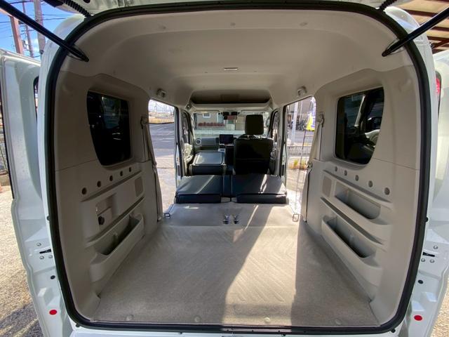 エブリイワゴン ＰＺターボスペシャル　ユーザー買取車　ワンオーナー　デュアルカメラブレーキサポート　ストラーダ９インチナビ　フルセグＴＶ　Ｂカメラ　ＥＴＣ　クラッツィオ３Ｄマット　両側パワスラ　運転席シートヒーター　革調シートカバー（57枚目）