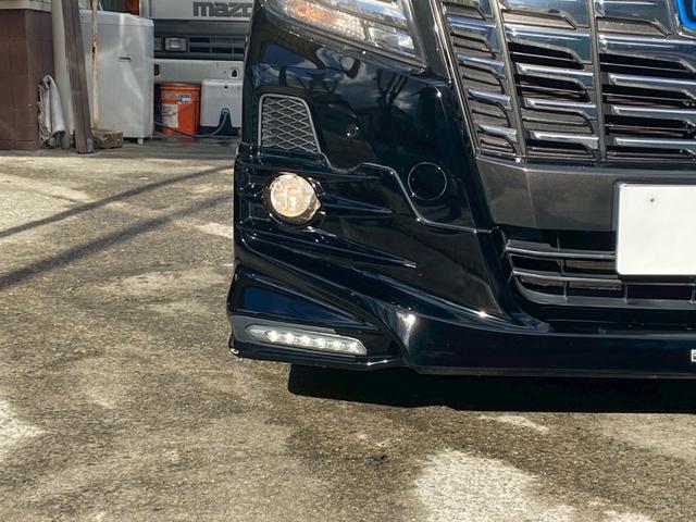 アルファード ２．５Ｘ　アルパインビックＸ　フルセグ　アルパインフリップダウンモニター　ＴＲＤ製Ｆ／Ｓ／Ｒエアロ　ＥＴＣ　アネーロコラソン２０インチＡＷ　両側パワースライド　Ｆ／Ｒカメラ　オートライト　バイザー　社外ハンドル（8枚目）