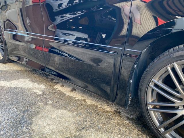 アルファード ２．５Ｘ　アルパインビックＸ　フルセグ　アルパインフリップダウンモニター　ＴＲＤ製Ｆ／Ｓ／Ｒエアロ　ＥＴＣ　アネーロコラソン２０インチＡＷ　両側パワースライド　Ｆ／Ｒカメラ　オートライト　バイザー　社外ハンドル（21枚目）