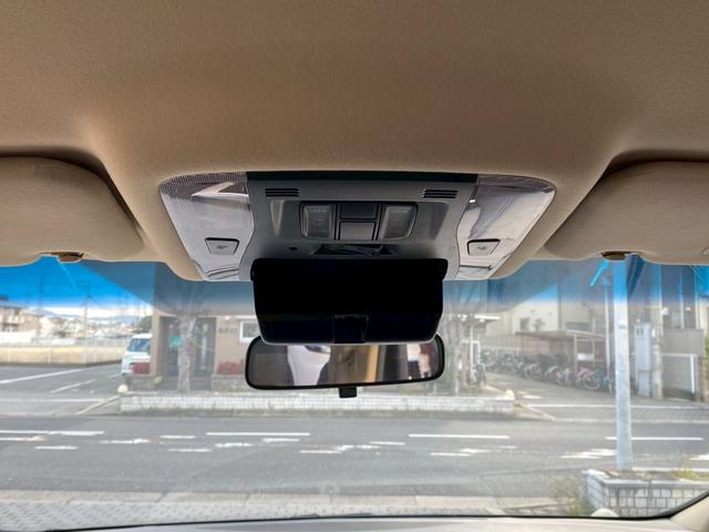 アルファード ２．５Ｘ　アルパインビックＸ　フルセグ　アルパインフリップダウンモニター　ＴＲＤ製Ｆ／Ｓ／Ｒエアロ　ＥＴＣ　アネーロコラソン２０インチＡＷ　両側パワースライド　Ｆ／Ｒカメラ　オートライト　バイザー　社外ハンドル（32枚目）