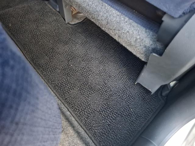 ワゴンR FX ワンオーナーユーザー買取車 キーレスキー タイヤ交換済 ETC Wエアバッグ ABS(14枚目)