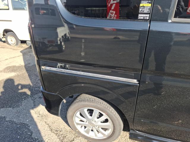 エブリイワゴン ＰＺターボ　ワンオーナーユーザー買取車　ロールーフ　純正ＳＤナビ　フルセグテレビ　車検令和９年１２月　ＬＥＤイルミネーション　ウッド調パネル　スマートキーＸ２個　ＥＴＣ　左パワースライドドア　リヤ５面フイルム張り（6枚目）