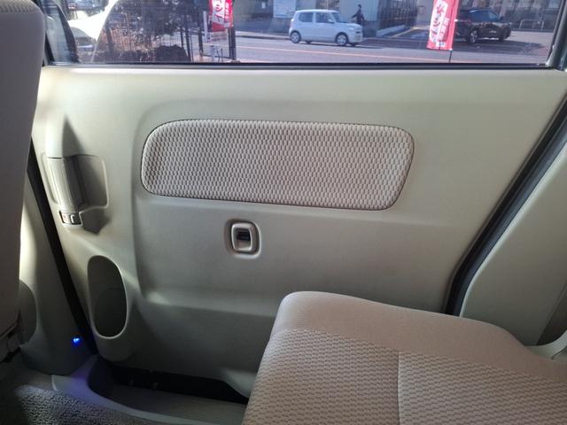 エブリイワゴン ＰＺターボ　ワンオーナーユーザー買取車　ロールーフ　純正ＳＤナビ　フルセグテレビ　車検令和９年１２月　ＬＥＤイルミネーション　ウッド調パネル　スマートキーＸ２個　ＥＴＣ　左パワースライドドア　リヤ５面フイルム張り（22枚目）