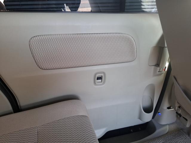 エブリイワゴン ＰＺターボ　ワンオーナーユーザー買取車　ロールーフ　純正ＳＤナビ　フルセグテレビ　車検令和９年１２月　ＬＥＤイルミネーション　ウッド調パネル　スマートキーＸ２個　ＥＴＣ　左パワースライドドア　リヤ５面フイルム張り（32枚目）