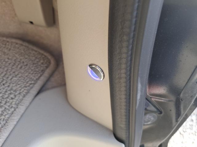 エブリイワゴン ＰＺターボ　ワンオーナーユーザー買取車　ロールーフ　純正ＳＤナビ　フルセグテレビ　車検令和９年１２月　ＬＥＤイルミネーション　ウッド調パネル　スマートキーＸ２個　ＥＴＣ　左パワースライドドア　リヤ５面フイルム張り（45枚目）