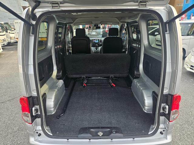 ＮＶ２００バネットバン ＧＸ　２／５人乗り／エマージェンシーブレーキ／フルセグナビ／バックカメラ／ドライブレコーダー／ＥＴＣ（11枚目）