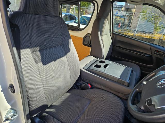 レジアスエースバン ＤＸ　ブレーキアシスト／ディーゼルターボ（14枚目）