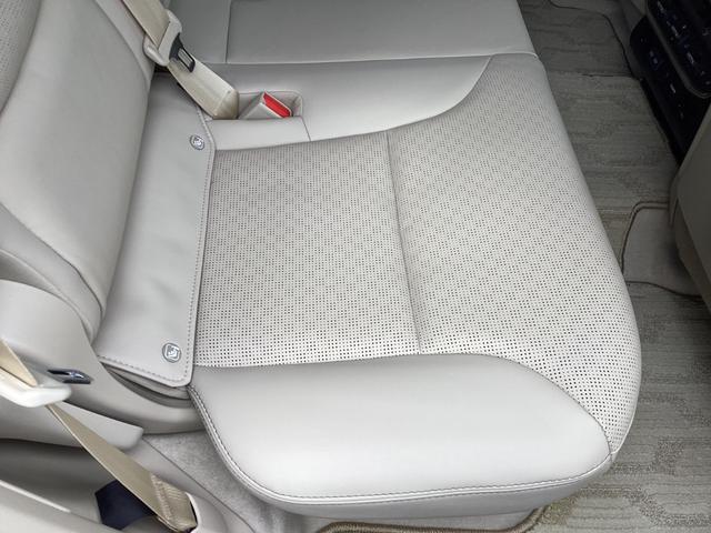 ランドクルーザー ＺＸ　ワンオーナー　モデリスタエアロ　ルーフレール　クールボックス　ニュートラルベージュ本革シート　ＪＢＬスピーカー（63枚目）