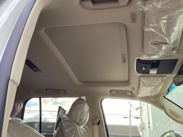 ランドクルーザー ZX 登録済未使用車 改良後モデル モデリスタエアロ 12.3型ナビ JBLサウンド リヤエンターテイメント ブラックルーフレール クールボックス 内装ベージュ ムーンルーフ 空気圧警報システム(24枚目)