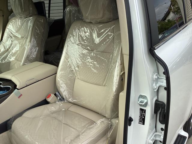 ランドクルーザー ZX 登録済未使用車 改良後モデル モデリスタエアロ 12.3型ナビ JBLサウンド リヤエンターテイメント ブラックルーフレール クールボックス 内装ベージュ ムーンルーフ 空気圧警報システム(32枚目)