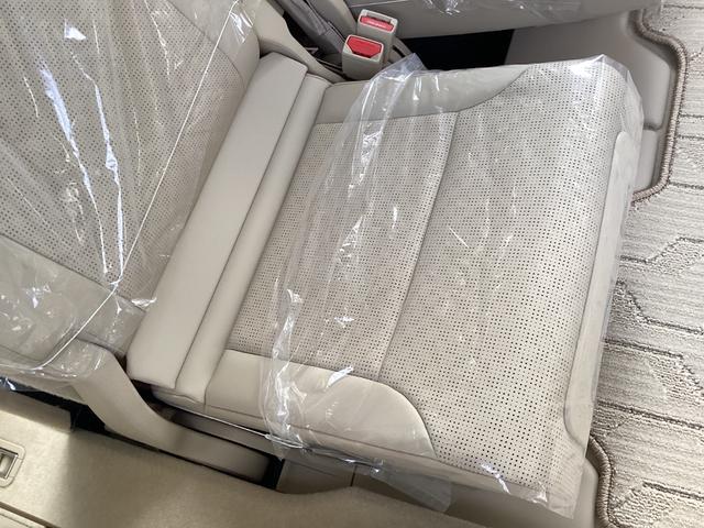 ランドクルーザー ZX 登録済未使用車 改良後モデル モデリスタエアロ 12.3型ナビ JBLサウンド リヤエンターテイメント ブラックルーフレール クールボックス 内装ベージュ ムーンルーフ 空気圧警報システム(59枚目)
