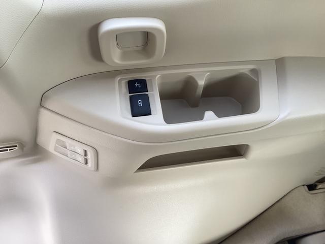 ランドクルーザー ZX 登録済未使用車 改良後モデル モデリスタエアロ 12.3型ナビ JBLサウンド リヤエンターテイメント ブラックルーフレール クールボックス 内装ベージュ ムーンルーフ 空気圧警報システム(61枚目)