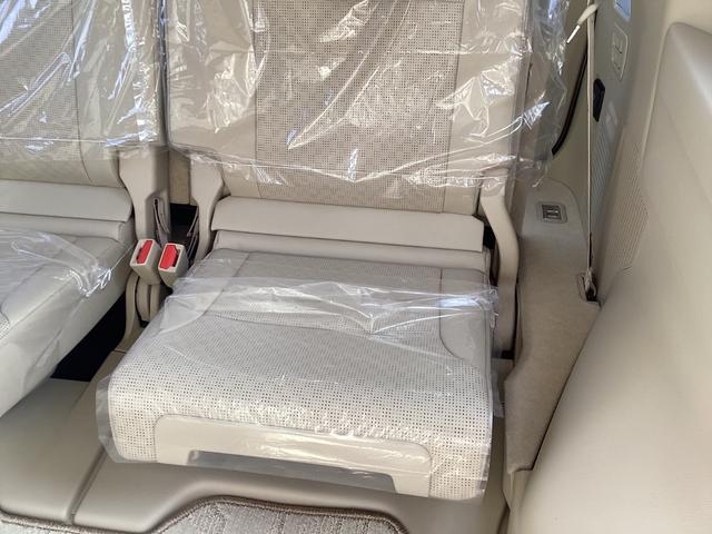 ランドクルーザー ZX 登録済未使用車 改良後モデル モデリスタエアロ 12.3型ナビ JBLサウンド リヤエンターテイメント ブラックルーフレール クールボックス 内装ベージュ ムーンルーフ 空気圧警報システム(71枚目)