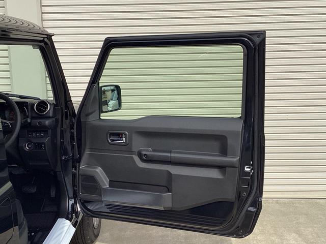 車検・整備・修理・鈑金はもちろんのこと、社外のナビ、ＥＴＣ、社外パーツ等々の取り付けも承ります。お気軽にご相談ください。