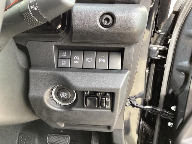 左から車線逸脱警報オフスイッチ、デュアルセンサーブレーキサポートオフスイッチ、アイドリングストップシステムオフスイッチ、ヘッドランプウォッシャースイッチ、リヤパーキングセンサーブザーオフスイッチです。