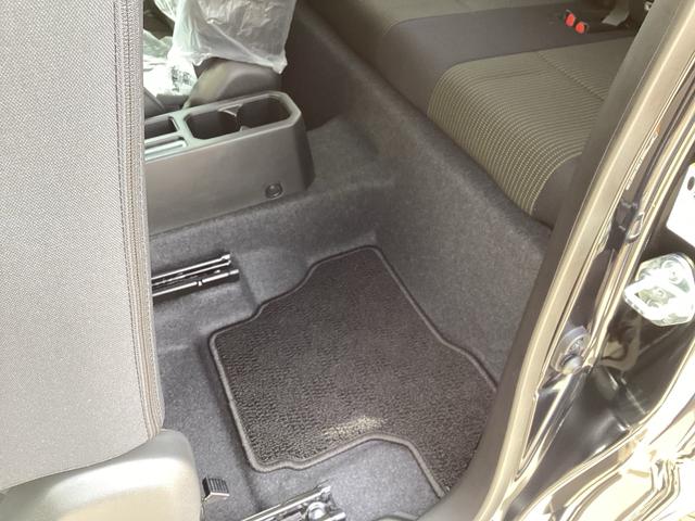 未使用車ですので、車内ももちろん綺麗です。