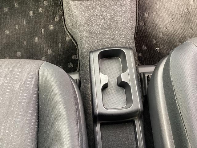 ウィッシュ 1.8X ETC バックカメラ ワンセグ キーレス 電動格納ミラー 3列シート CVT オートエアコン パワーステアリング パワーウィンドウ(21枚目)