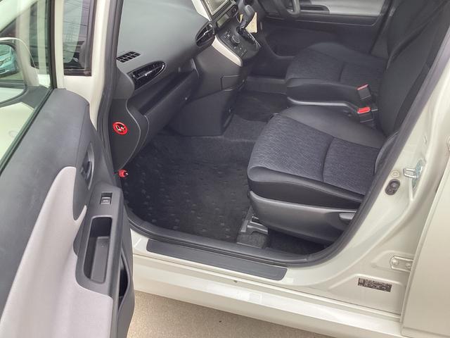 ウィッシュ 1.8X ETC バックカメラ ワンセグ キーレス 電動格納ミラー 3列シート CVT オートエアコン パワーステアリング パワーウィンドウ(28枚目)