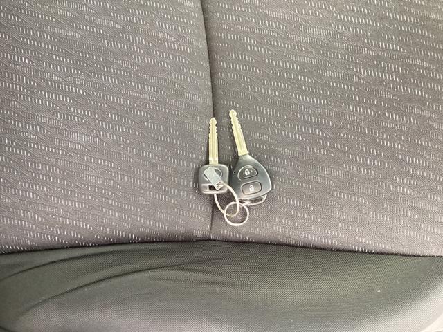 ウィッシュ 1.8X ETC バックカメラ ワンセグ キーレス 電動格納ミラー 3列シート CVT オートエアコン パワーステアリング パワーウィンドウ(71枚目)