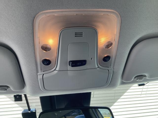 プリウス Ａツーリングセレクション　４ＷＤ　純正９インチＳＤナビ　バックカメラ　クルーズコントロール　シートヒーター　ハーフレザーシート　ドラレコ　コーナーセンサー　スマートキー　ＬＥＤヘッド　ビルトインＥＴＣ（26枚目）