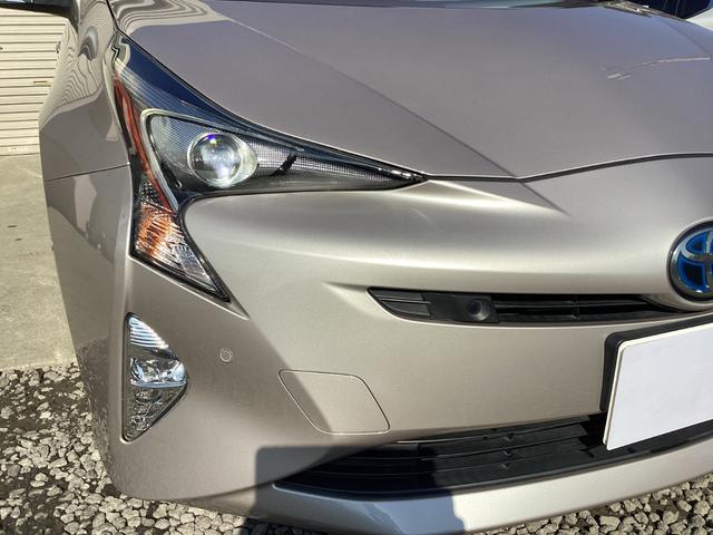 プリウス Ａツーリングセレクション　４ＷＤ　純正９インチＳＤナビ　バックカメラ　クルーズコントロール　シートヒーター　ハーフレザーシート　ドラレコ　コーナーセンサー　スマートキー　ＬＥＤヘッド　ビルトインＥＴＣ（48枚目）