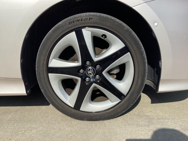 プリウス Ａツーリングセレクション　４ＷＤ　純正９インチＳＤナビ　バックカメラ　クルーズコントロール　シートヒーター　ハーフレザーシート　ドラレコ　コーナーセンサー　スマートキー　ＬＥＤヘッド　ビルトインＥＴＣ（52枚目）