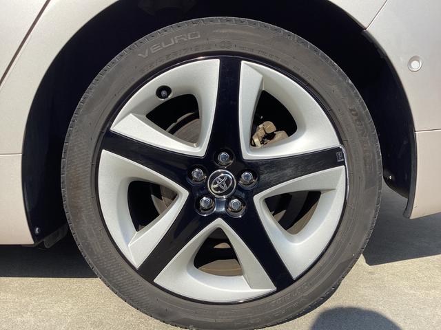 プリウス Ａツーリングセレクション　４ＷＤ　純正９インチＳＤナビ　バックカメラ　クルーズコントロール　シートヒーター　ハーフレザーシート　ドラレコ　コーナーセンサー　スマートキー　ＬＥＤヘッド　ビルトインＥＴＣ（53枚目）