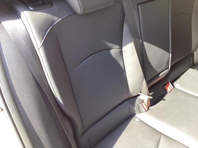 プリウス Ａツーリングセレクション　４ＷＤ　純正９インチＳＤナビ　バックカメラ　クルーズコントロール　シートヒーター　ハーフレザーシート　ドラレコ　コーナーセンサー　スマートキー　ＬＥＤヘッド　ビルトインＥＴＣ（56枚目）