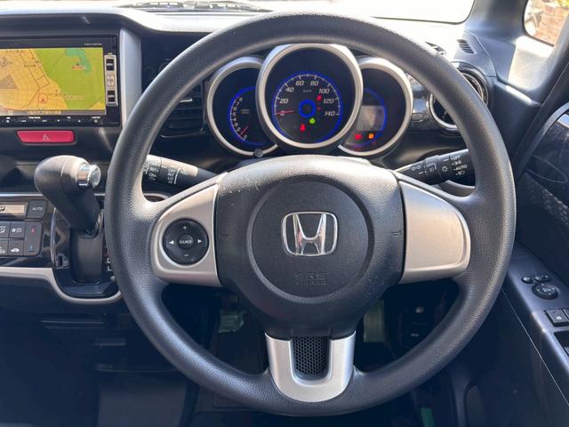 N-BOXカスタム G・Lパッケージ プッシュスタート、純正Gathersナビ(VXM‐128VSX)、TV、ETC、バックカメラ、ステアリングスイッチ、電動格納ミラー、純正14インチアルミホイール、片側パワースライドドア(19枚目)