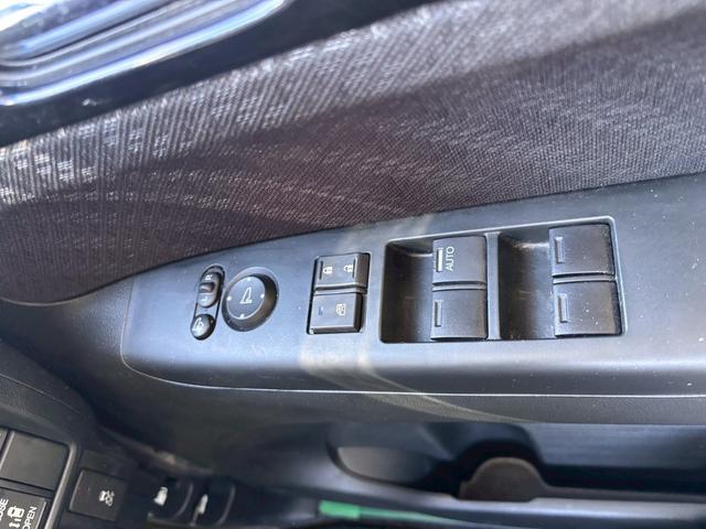 N-BOXカスタム G・Lパッケージ プッシュスタート、純正Gathersナビ(VXM‐128VSX)、TV、ETC、バックカメラ、ステアリングスイッチ、電動格納ミラー、純正14インチアルミホイール、片側パワースライドドア(23枚目)