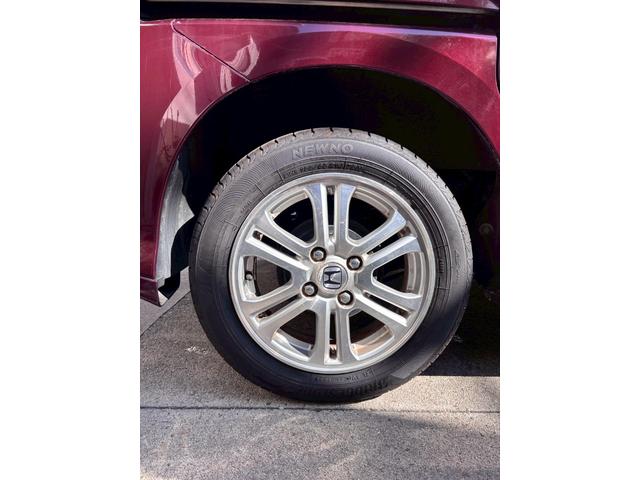 N-BOXカスタム G・Lパッケージ プッシュスタート、純正Gathersナビ(VXM‐128VSX)、TV、ETC、バックカメラ、ステアリングスイッチ、電動格納ミラー、純正14インチアルミホイール、片側パワースライドドア(42枚目)