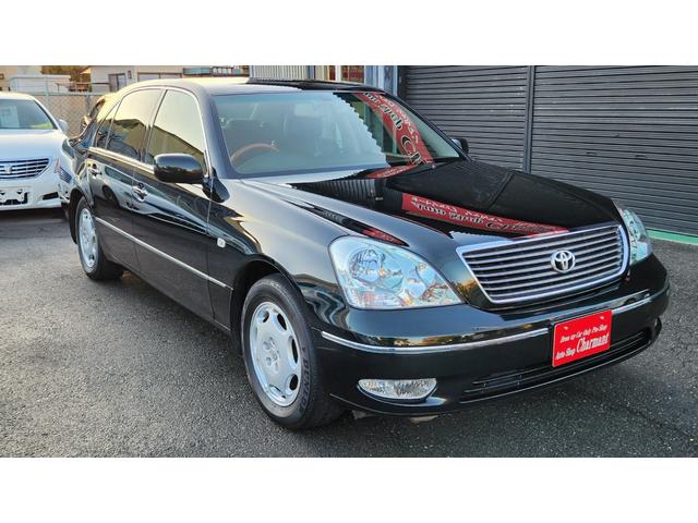 セルシオ Ｃ仕様　５星鑑定書　走行２．８万ｋｍ　フルノーマル車　黒革シート　ウッドコンビハンドル＆シフトノブ　レアカラーダークグリーンマイカ　純正ホイール　クルコン　純正ナビ　社外ＴＶ　ＣＤチェンジャー　ＥＴＣ（6枚目）