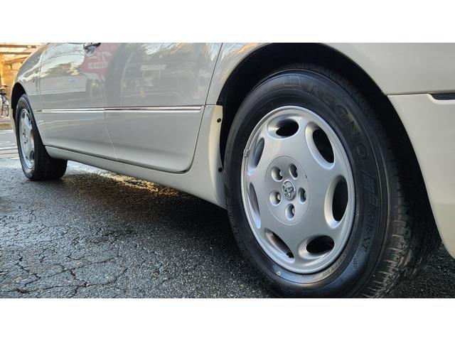 セルシオ Ｃ仕様　内外装５星鑑定書付　ワンオーナー車　希少エクリュ内装　本革エアシート　スマートキー　点検記録簿各車検時１１枚　純正ホイール　純正ナビ　社外ＴＶ＆ＥＴＣ　ＣＤチェンジャー　クルコン　当時物フルノーマル車（30枚目）