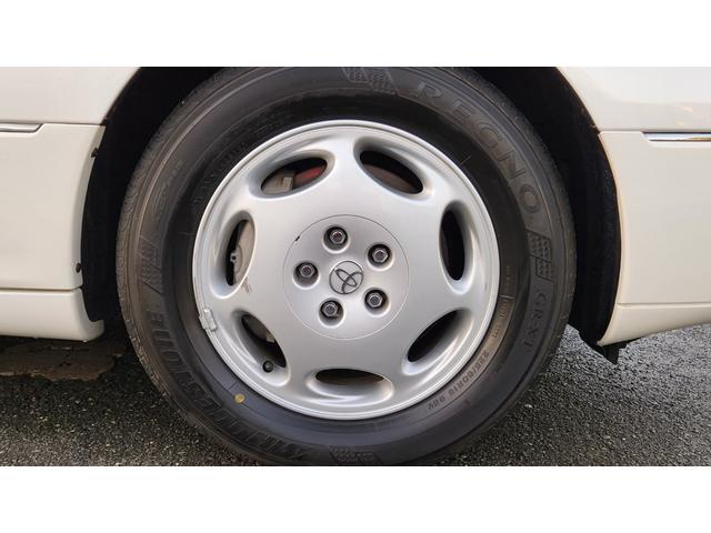 セルシオ Ｃ仕様　内外装５星鑑定書付　ワンオーナー車　希少エクリュ内装　本革エアシート　スマートキー　点検記録簿各車検時１１枚　純正ホイール　純正ナビ　社外ＴＶ＆ＥＴＣ　ＣＤチェンジャー　クルコン　当時物フルノーマル車（39枚目）