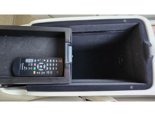 セルシオ Ｃ仕様　内外装５星鑑定書付　ワンオーナー車　希少エクリュ内装　本革エアシート　スマートキー　点検記録簿各車検時１１枚　純正ホイール　純正ナビ　社外ＴＶ＆ＥＴＣ　ＣＤチェンジャー　クルコン　当時物フルノーマル車（58枚目）