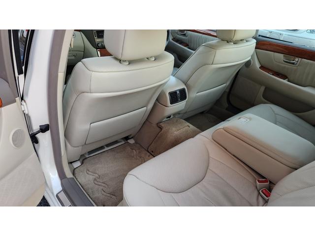 セルシオ Ｃ仕様　内外装５星鑑定書付　ワンオーナー車　希少エクリュ内装　本革エアシート　スマートキー　点検記録簿各車検時１１枚　純正ホイール　純正ナビ　社外ＴＶ＆ＥＴＣ　ＣＤチェンジャー　クルコン　当時物フルノーマル車（71枚目）